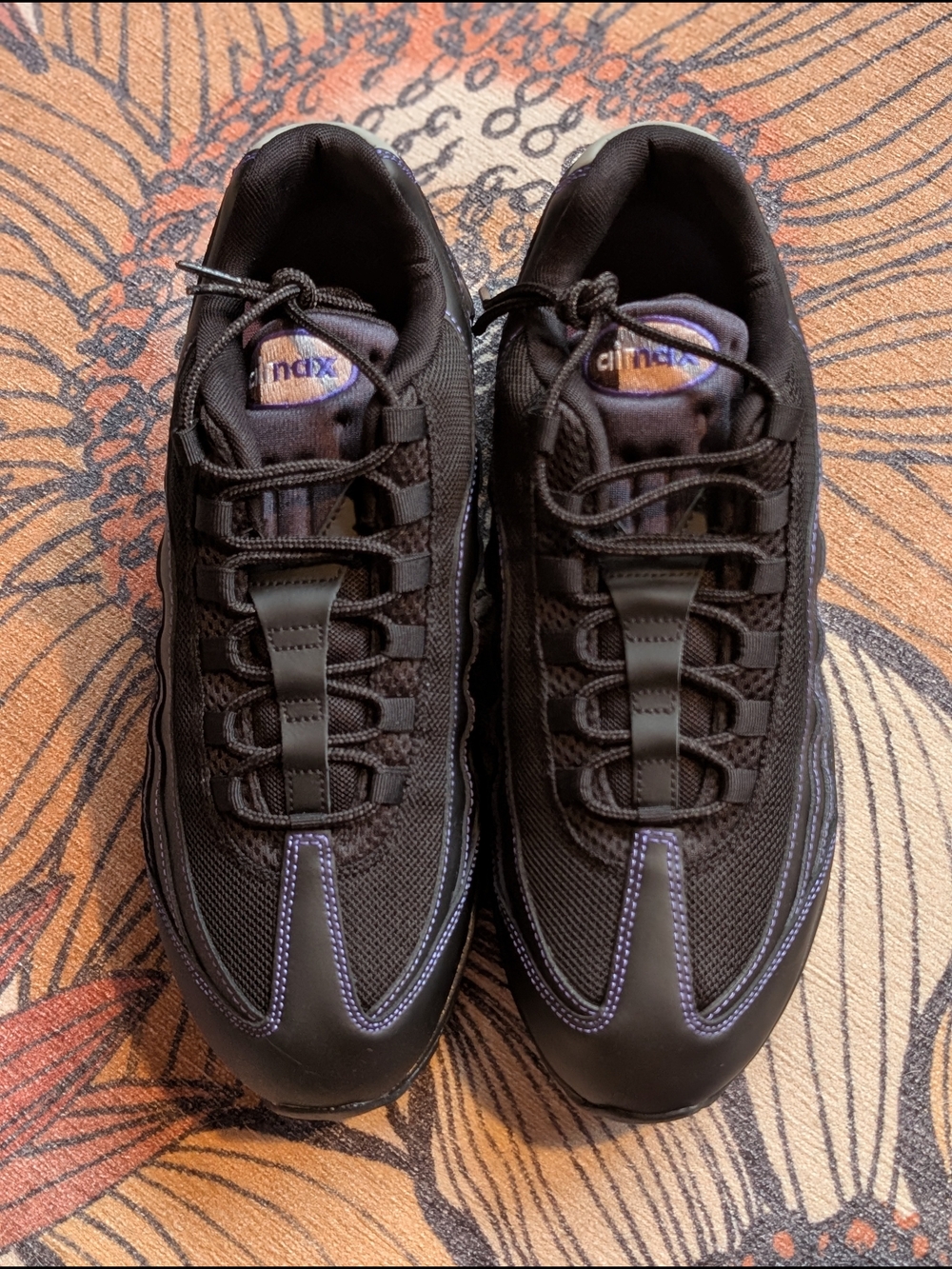 Nike Black Sneakers with Purple Accents - Picture 2 of 6